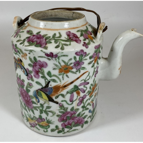 385 - A 19TH CENTURY CHINESE CANTON FAMILLE ROSE BIRD AND FLORAL DESIGN TEAPOT, HEIGHT 16CM