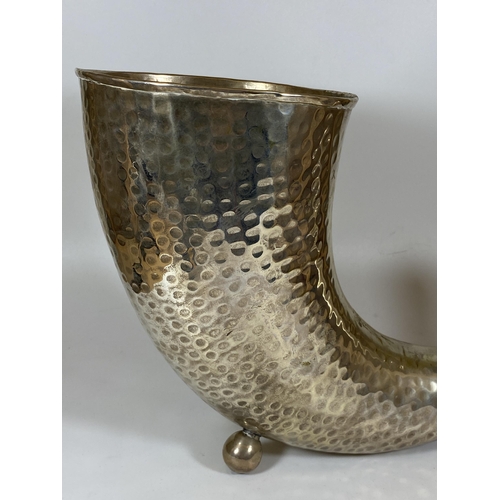 96 - A LARGE SILVER PLATED SWEDISH HORN, HEIGHT 25CM