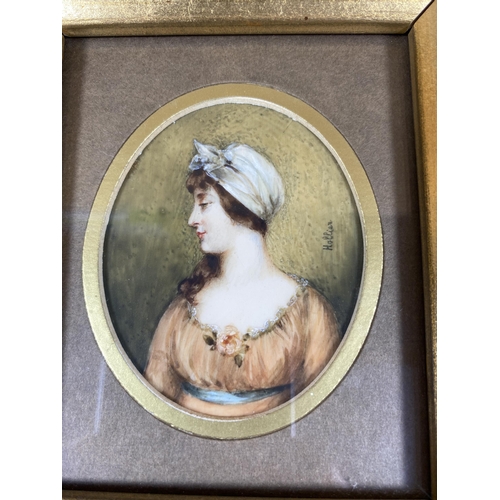 10 - A HAND HIGHLIGHTED PORTRAIT OF A LADY, SIGNED, IN LATER GILT FRAME, 19 X 17CM