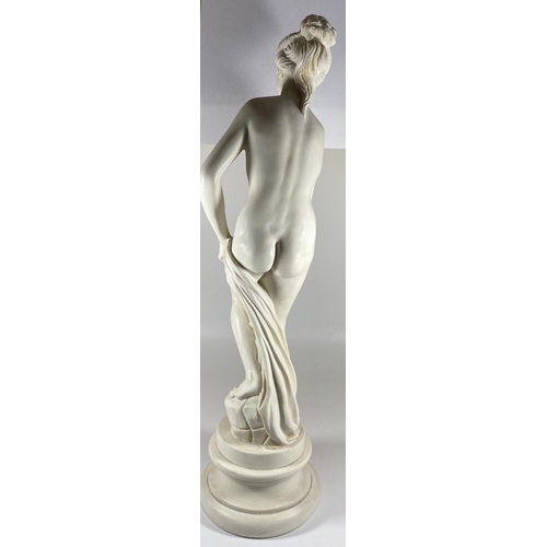 14 - AN ITALIAN MARBLE EFFECT RESIN NUDE LADY FIGURE, HEIGHT 59CM