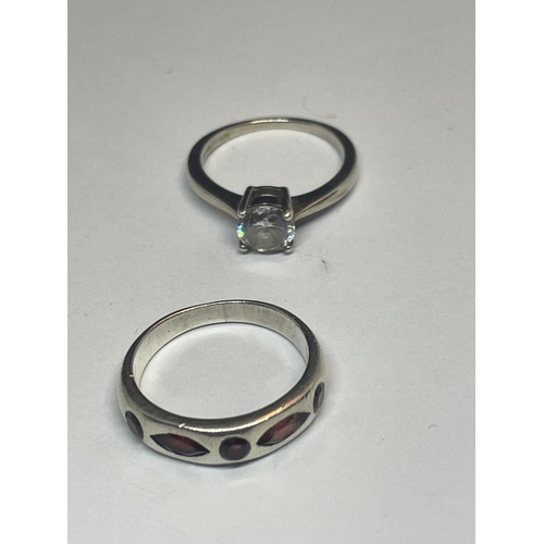 521 - FIVE VARIOUS SILVER RINGS