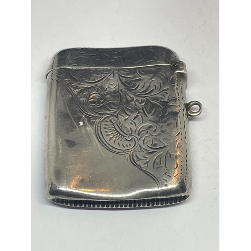 532 - A HALLMARKED BIRMINGHAM SILVER VESTA CASE