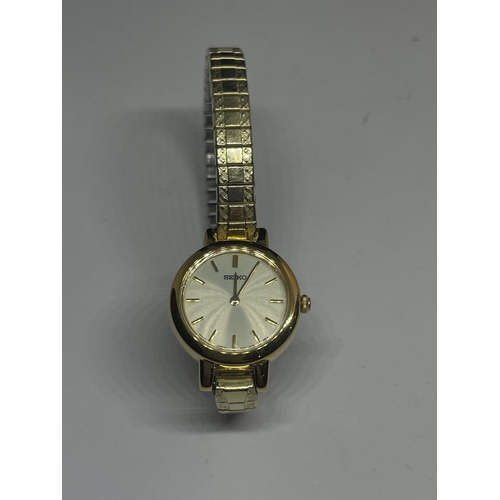 582 - A LADIES SEIKO WRIST WATCH SEEN WORKING BUT NO WARRANTY