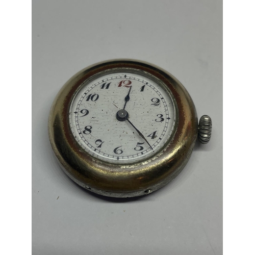 583 - A HALLMARKED BIRMINGHAM 1919 SILVER TRENCH WATCH MINIATURE MANTLE CLOCK