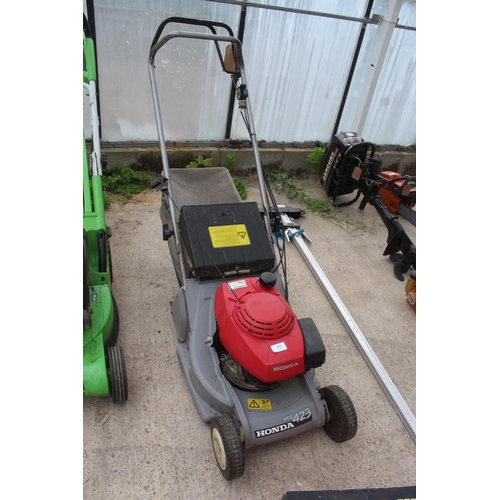 65 - HONDA HRB 423  LAWN MOWER  NO VAT