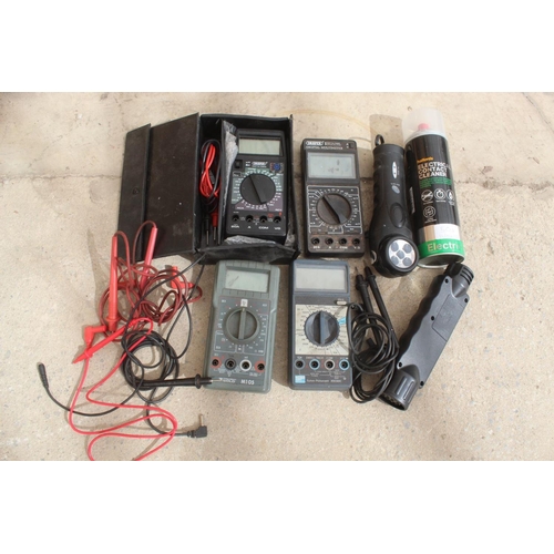 50A - AN ASSORTMENT OF ELECTRICAL TESTING UNITS TO INCLUDE A SYKES-PICKAVANT 300500, DRAPER, ETC - NO VAT