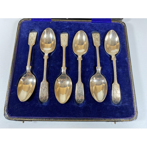 19 - A CASED SET OF SIX GEORGE V SILVER TEASPOONS, HALLMARKS FOR SHEFFIELD, 1923, MAKERS VINERS LTD, TOTA... 