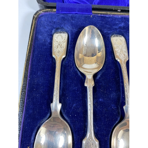 19 - A CASED SET OF SIX GEORGE V SILVER TEASPOONS, HALLMARKS FOR SHEFFIELD, 1923, MAKERS VINERS LTD, TOTA... 