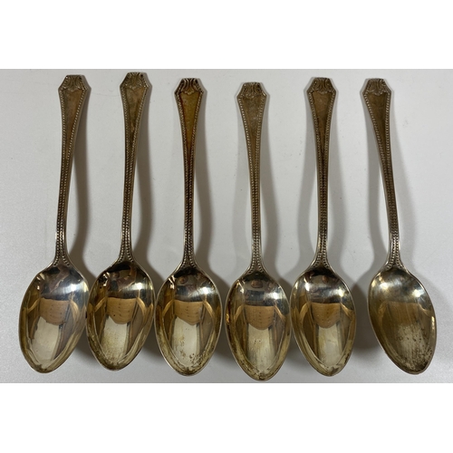 26 - A SET OF SIX BIRMINGHAM HALLMARKED SILVER TEASPOONS, TOTAL WEIGHT 104G