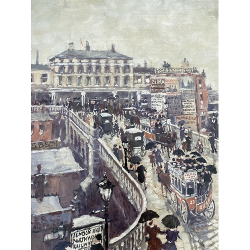 35 - A LARGE MARGARET CHAPMAN (1940-2000) NORTHERN ART FRAMED OIL ON BOARD PAINTING OF A BUSY NORTHERN TO... 