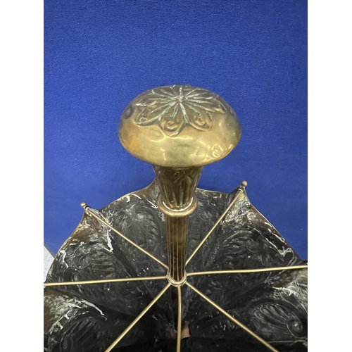 93 - A VINTAGE BRASS UMBRELLA DESIGN STICK STAND