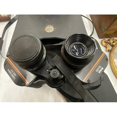 161 - TWO PAIRS OF CASED BINOCULARS TO INCLUDE HELIOS 'STELLAR' 11 X 80 OBSERVATION FIELD AND PRINZ 10 X 5... 