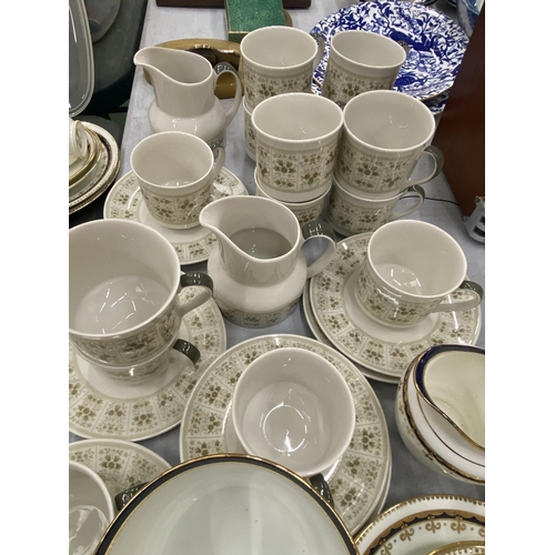 191 - A ROYAL DOULTON 'SAMARRA' PART TEASET TO INCLUDE CUPS, SAUCERS AND CREAM JUGS