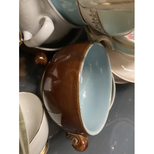 816 - A BOX OF ASSORTED CHINA, JOHNSON BROS, DENBY ETC