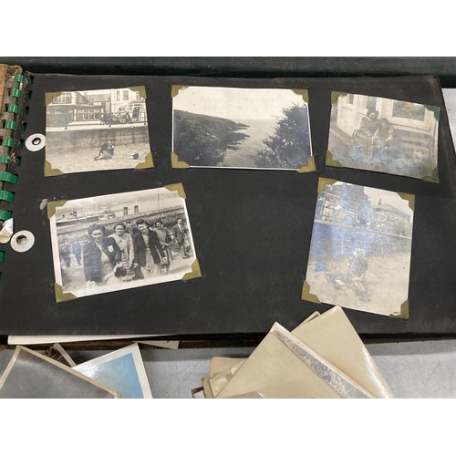 361 - A LARGE QUANTITY OF VINTAGE PHOTOGRAPHS AND PHOTOGRAPH ALBUMS