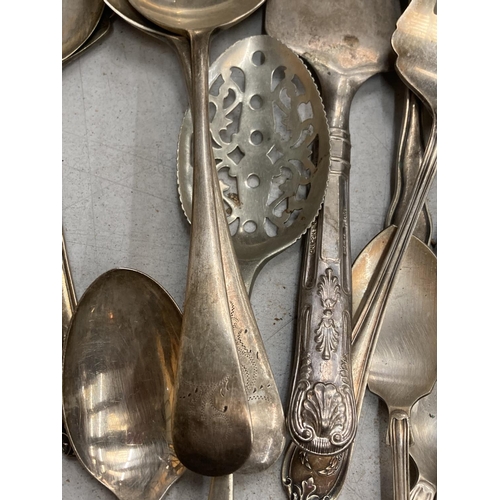 378 - A GROUP OF VINTAGE SILVER PLATED FLATWARE