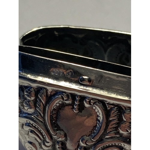 513 - A MARKED SILVER HEART SHAPED CASE