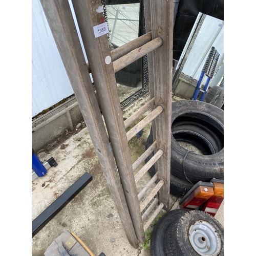 1989 - A VINTAGE 30 RUNG TWO SECTION WOODEN STEP LADDER