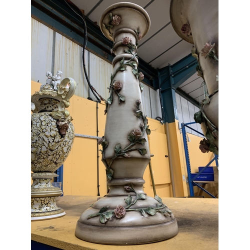 476 - A LARGE CERAMIC JARDINIERE WITH CLIMBING ROSE DECORATION HEIGHT 86CM