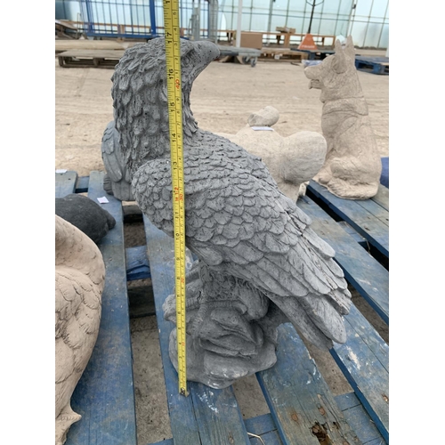 80 - A CONCRETE GARDEN ORNAMENT IN THE FORM OF AN EAGLE NO VAT