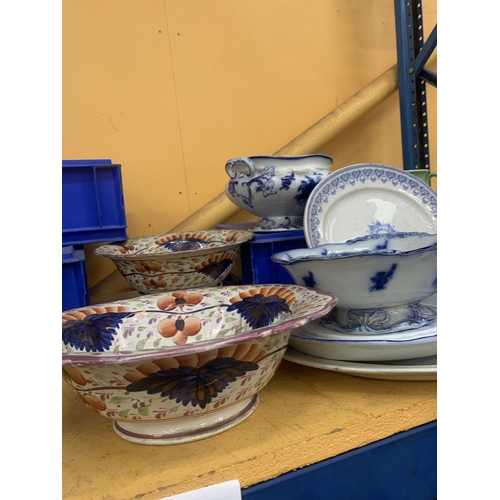 404 - A MIXED LOT OF CERAMICS TO INCLUDE MINTONS BLUE MOSIAC, TABLEWARES ETC