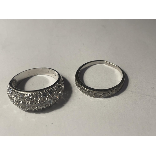 640A - FIVE VARIOUS SILVER RINGS