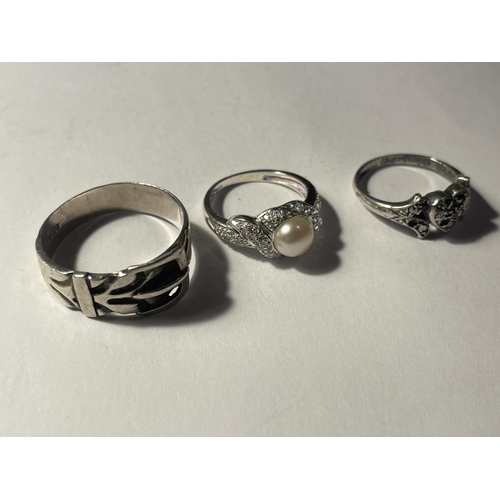 640A - FIVE VARIOUS SILVER RINGS