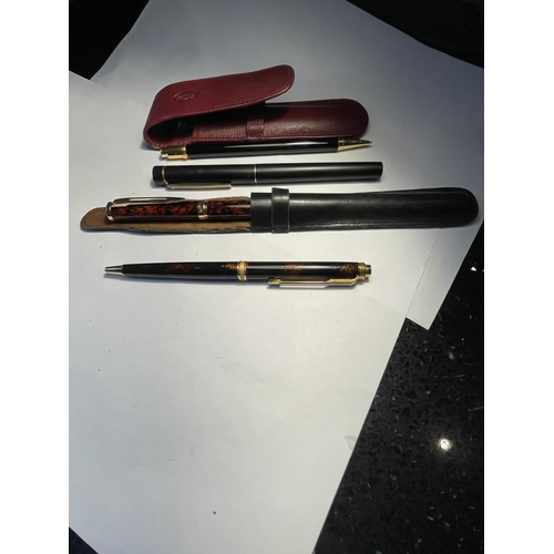 663 - FOUR VARIOUS PENS TO INCLUDE A CASED WATERMAN FOUNTAIN PEN WITH 18 CARAT GOLD NIB, A PARKER BIRO, A ... 