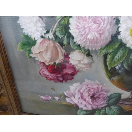 343 - THOMAS.G.HILL (1913-198) 'SUMMER ROSES', OIL ON CANVAS, SIGNED AND DATED 1977, 61X51CM, IN SWEPT GIL... 