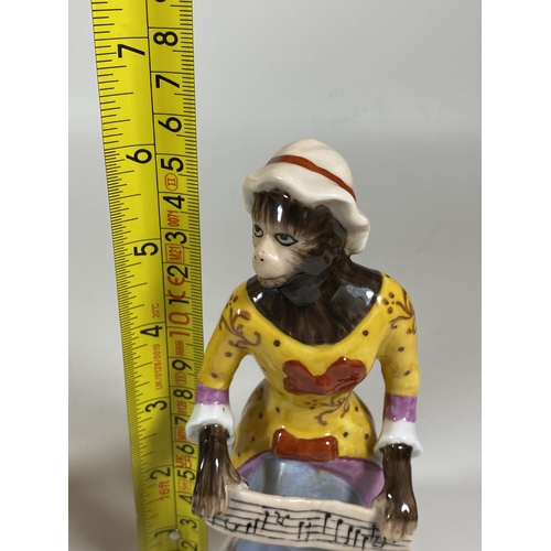 706 - A CONTINENTAL DRESDEN STYLE PORCELAIN MONKEY SHEET MUSIC MUSICIAN FIGURE, HEIGHT 16CM