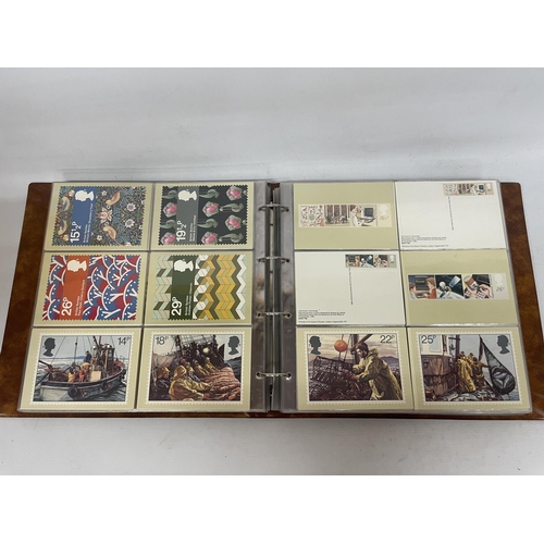 85 - A POSTCARD ALBUM CONTAINING 423 POSTCARDS ALL CATALOGUED AND ITEMISED (SEE PHOTOGRAPHS)