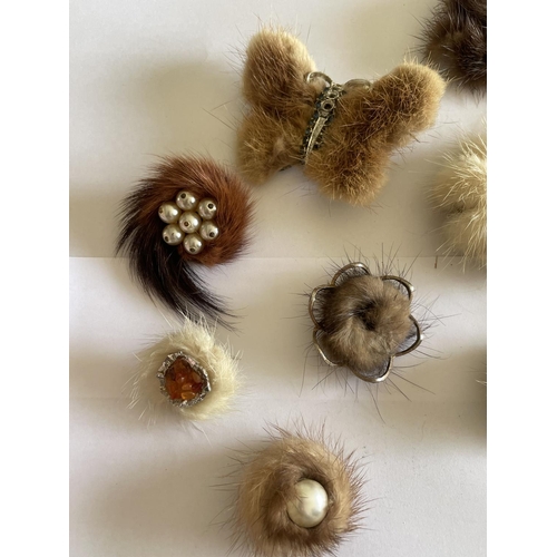 606 - TEN 1950'S FUR BROOCHES