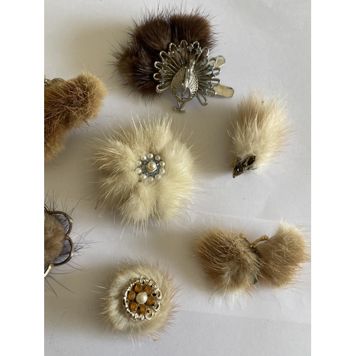 606 - TEN 1950'S FUR BROOCHES