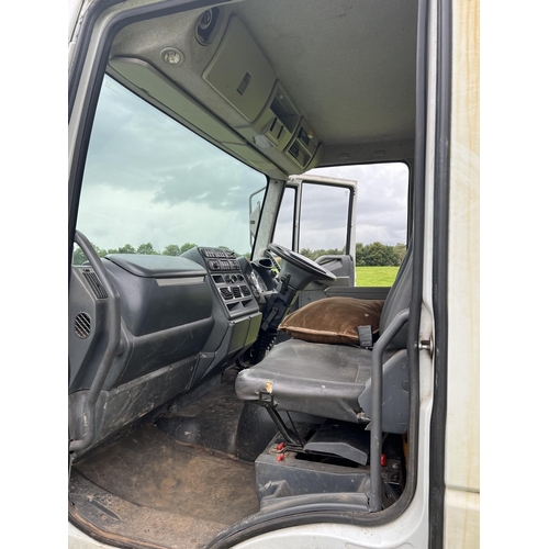 205 - IVECO TIPPER WAGON & ATLAS CRANE (1996) MX07OOJ FIRST REG 24/05/07 151074KM (APPROX 95000 MILES) MOT... 