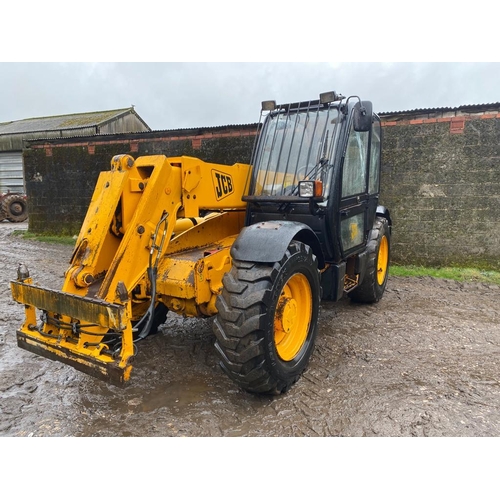 244 - JCB 540 LOADALL REG. NO. T431 WWY FIRST REGISTERED MAY 1999 2586 HOURS WITH LOG BOOK & PARTS BOOK (T... 