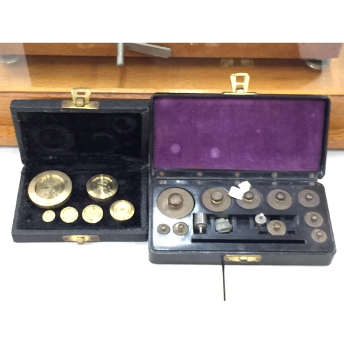 16 - A CASED SET OF PHILLIP HARRIS LTD BIRMINGHAM WEIGHING SCALES