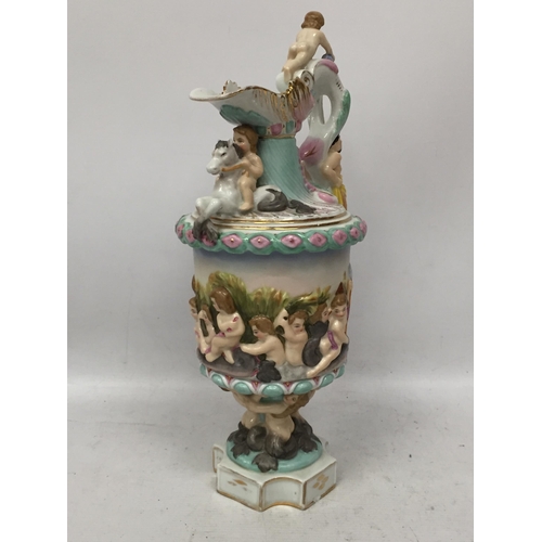 33 - A CONTINENTAL HARD PASTE PORCELAIN CHERUB JUG / EWER, POSSIBLY VOLKSTETD, BLUE MARK TO BASE