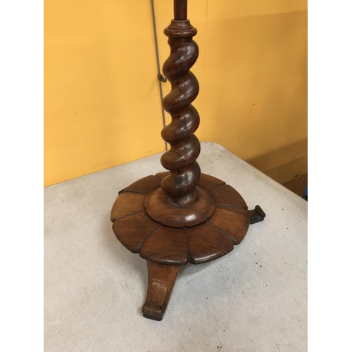 35 - A VICTORIAN MAHOGANY NEEDLEWORK STAND WITH BARLEY TWIST COLUMN