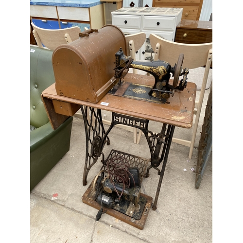 A SINGER TREADLE SEWING MACHINE, NUMBER R604055 AND MUNDLOS (77) SEWING