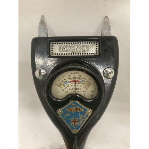 197 - A VINTAGE 'DAVENSET' BATTERY TESTER