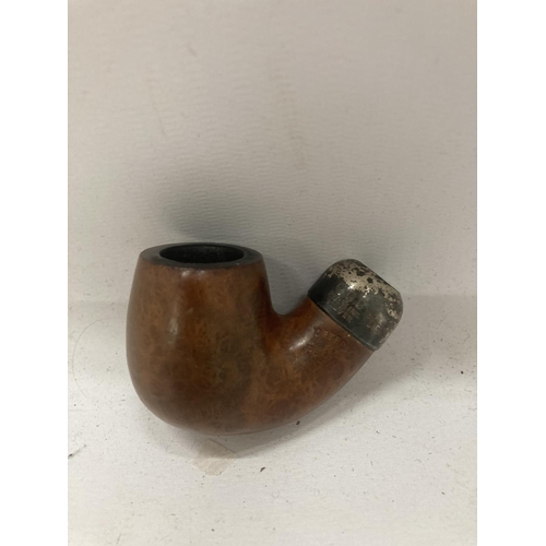 209 - A PETERSONS SYSTEM PREMIER 317 PIPE BOWL DUBLIN WITH STERLING SILVER COLLAR