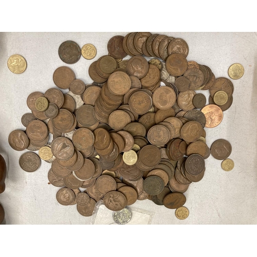 227 - A LARGE QUANTITY OF VINTAGE COINS TO INCLUDE BRITISH AND FOREIGN