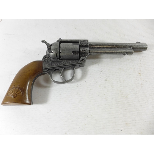 396 - A REPLICA NON FIRING COWBOY REVOLVER, 12.5CM BARREL, LENGTH 24CM