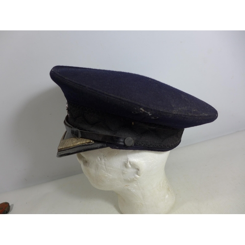 358 - A BEDFORDSHIRE AND LUTON CONSTABULARY POLICE OFFICERS HAT SIZE 7 3/8