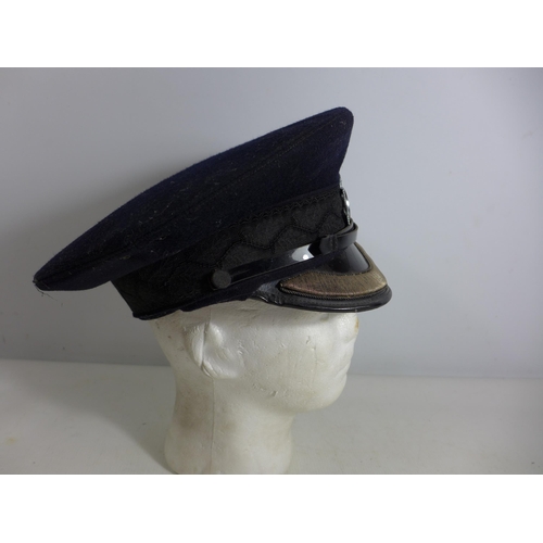 358 - A BEDFORDSHIRE AND LUTON CONSTABULARY POLICE OFFICERS HAT SIZE 7 3/8