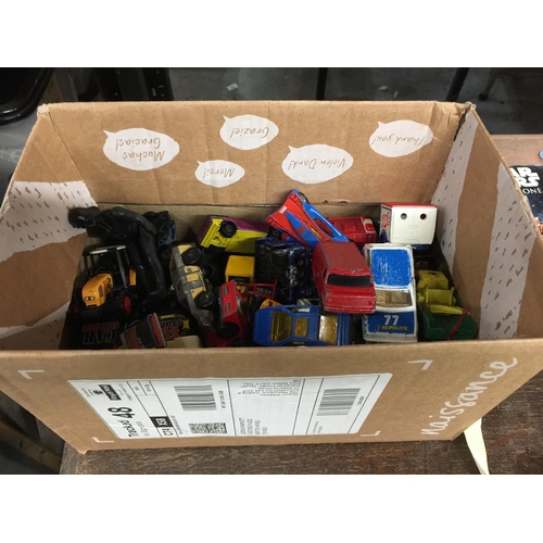 957 - A BOX OF ASSORTED DIECAST VEHICLES ETC