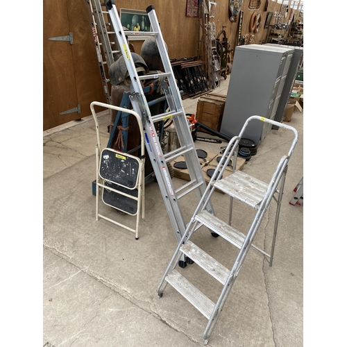 AN ASSORTMENT OF LADDERS TO INCLUDE AN ALUMINIUM ABRU THREE WAY LADDER