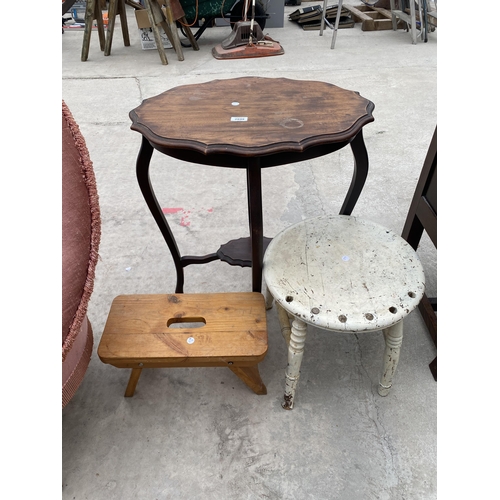 2899 - AN EDWARDIAN CENTRE TABLE AND TWO STOOLS