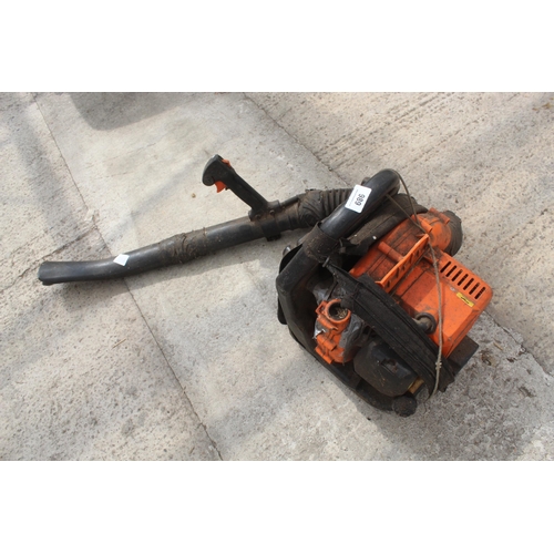 989 - LEAF BLOWER  NO VAT