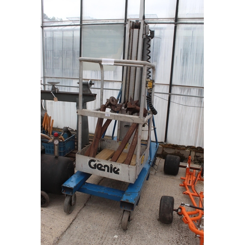 116 - GENIE ONE MAN LIFT 110V IN WORKING ORDER NO VAT